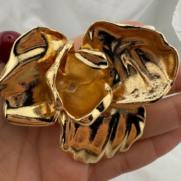 Zara Elegant Gold and Red Beaded Necklace - Picture 7 of 7